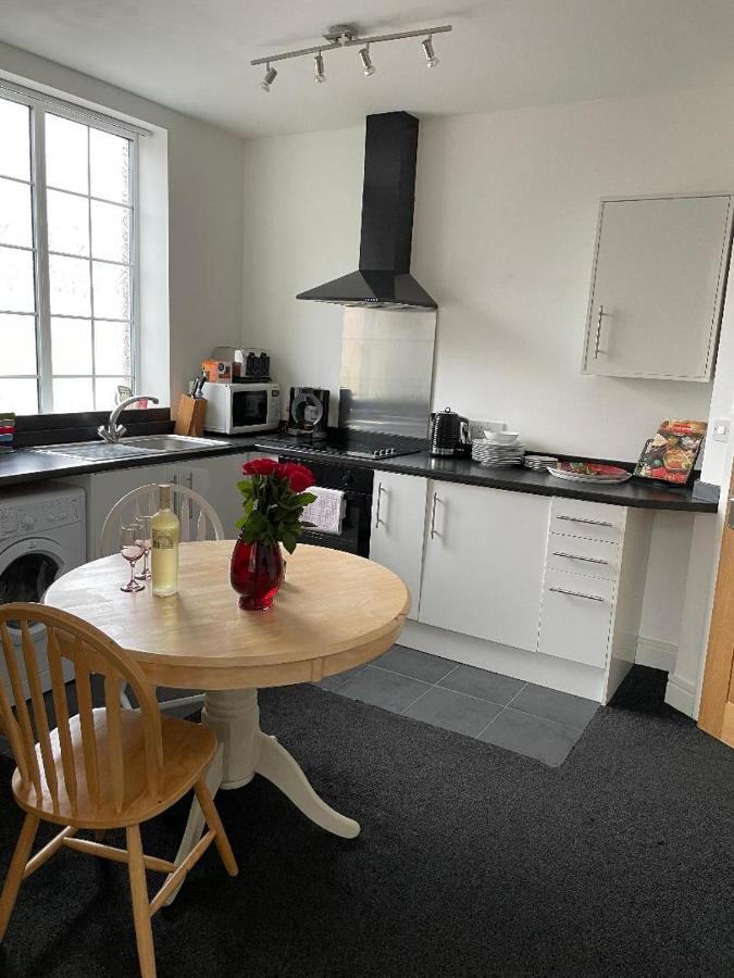 2 Bedroom Apartment In Kidderminster Exteriér fotografie